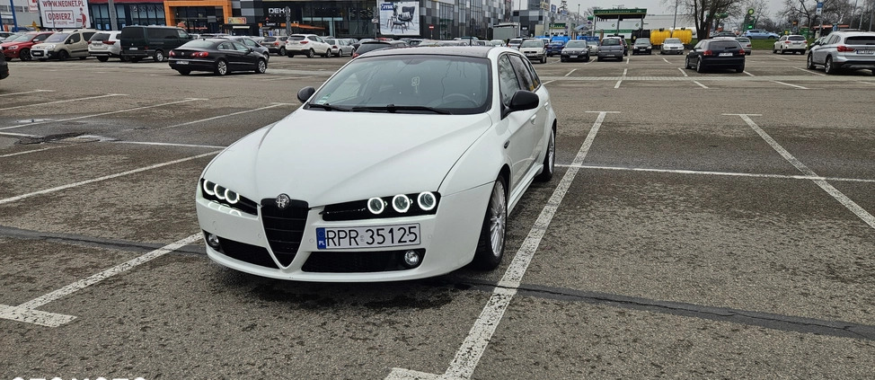 Alfa Romeo 159 cena 43050 przebieg: 130000, rok produkcji 2009 z Przemyśl małe 121